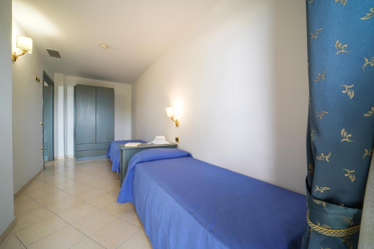 Hotel Scoglio Del Leone Цамброне Экстерьер фото