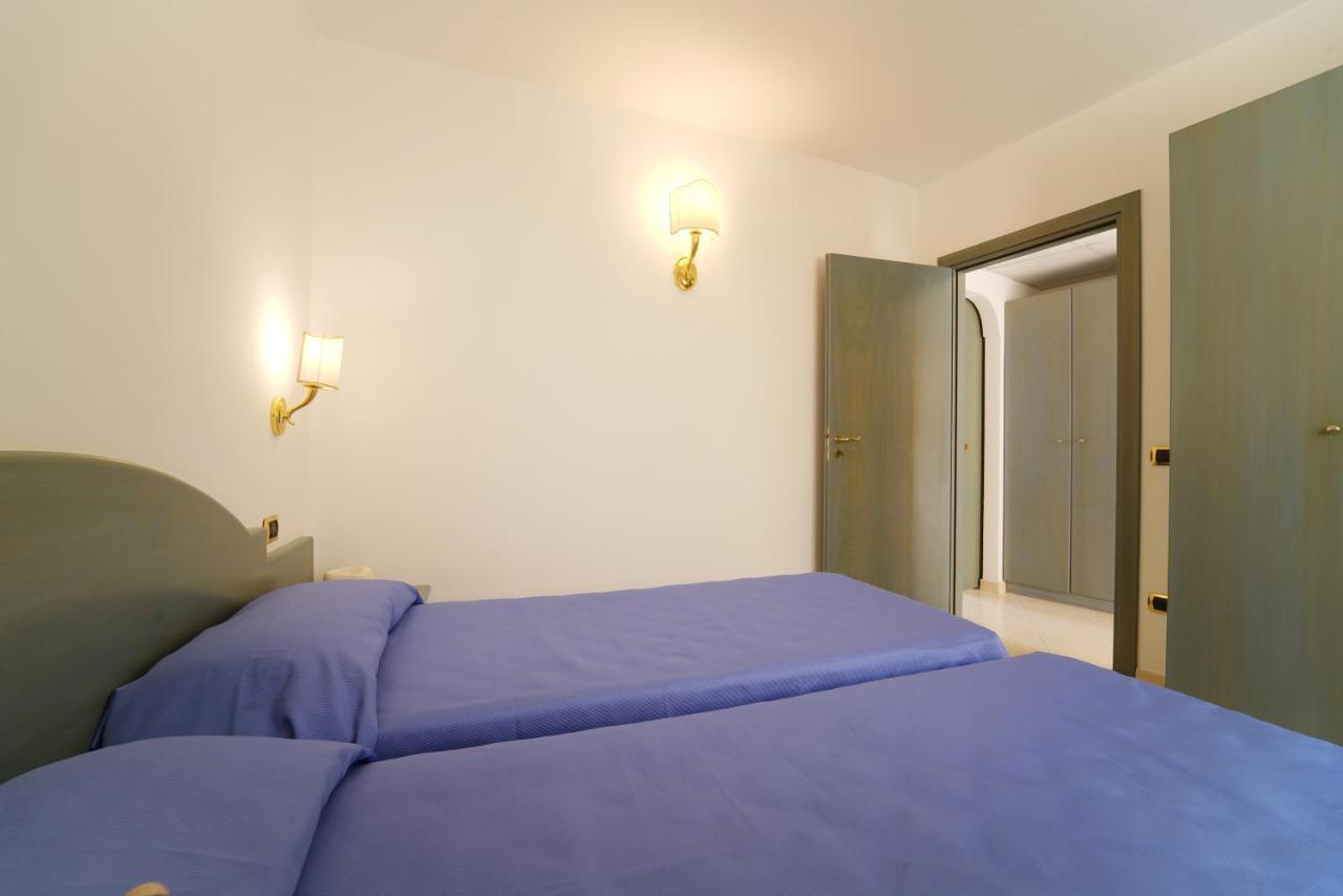 Hotel Scoglio Del Leone Цамброне Экстерьер фото