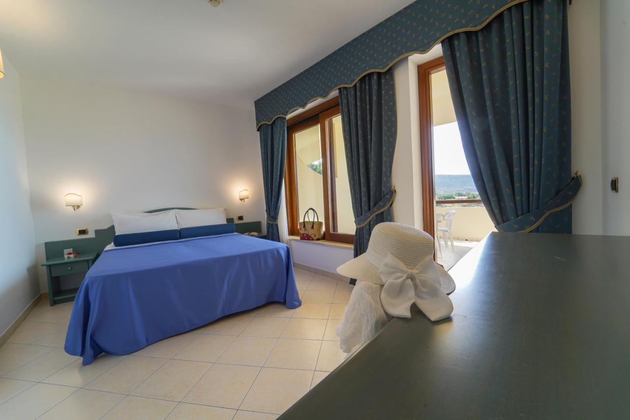 Hotel Scoglio Del Leone Цамброне Экстерьер фото