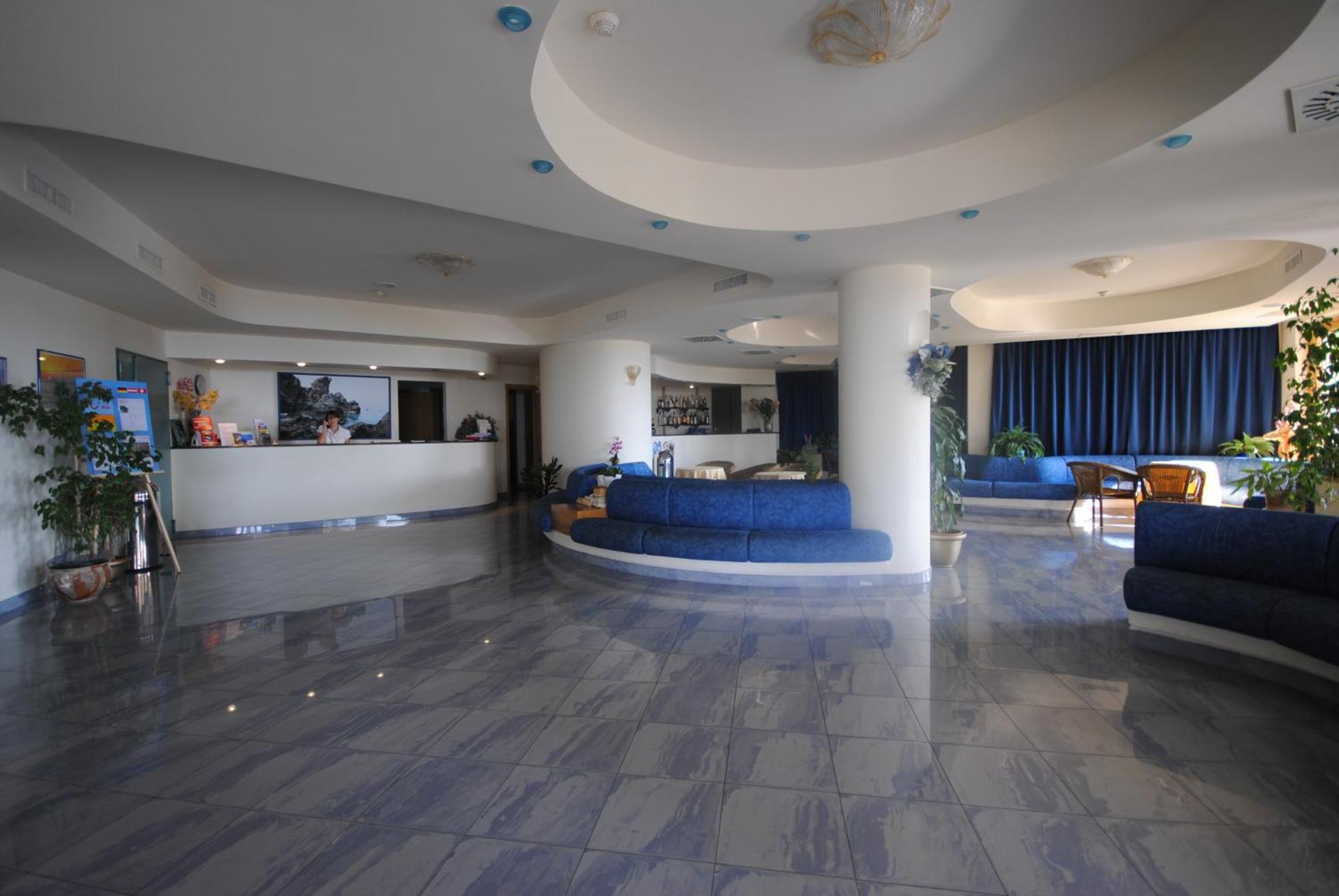 Hotel Scoglio Del Leone Цамброне Экстерьер фото