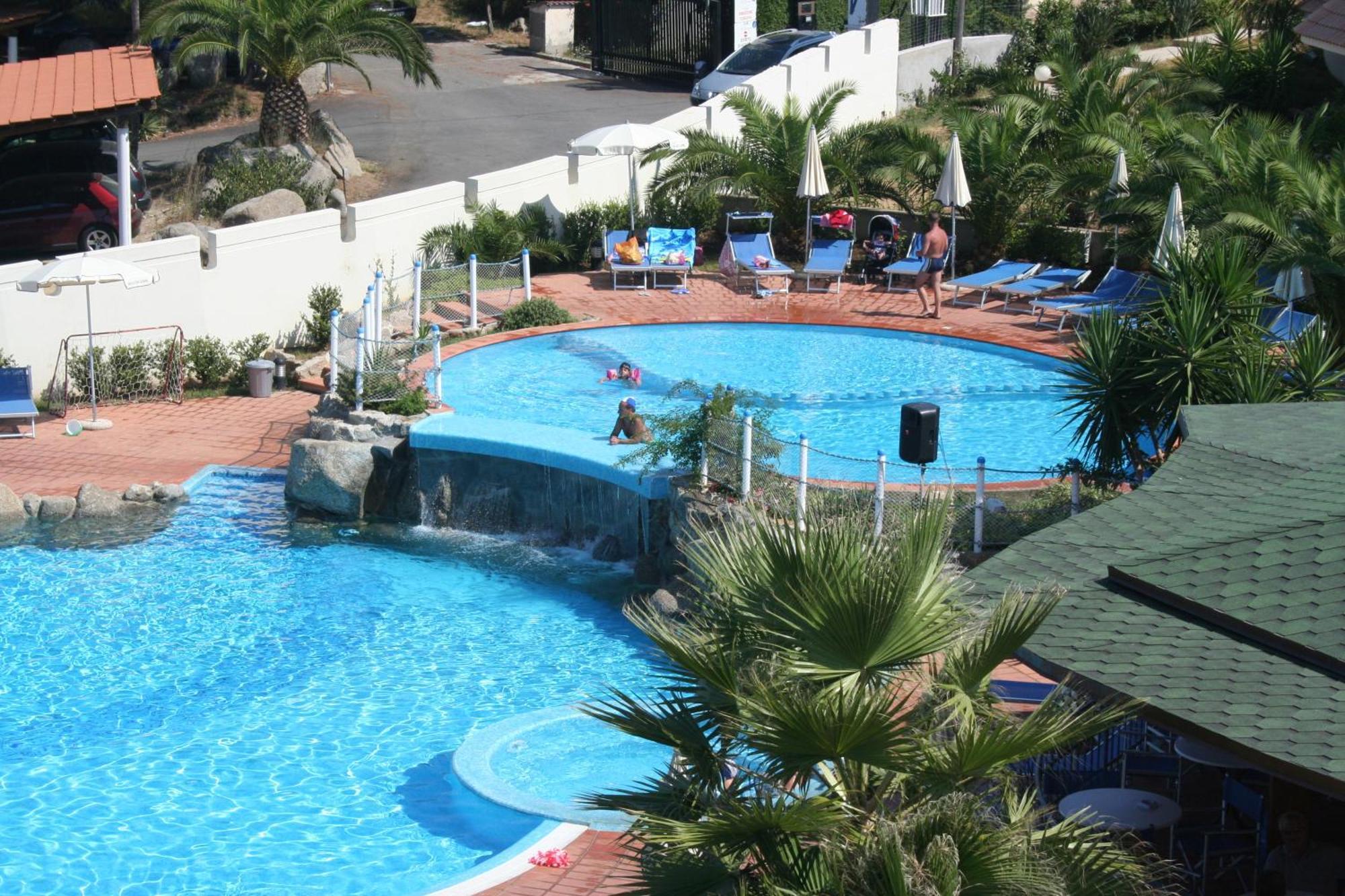 Hotel Scoglio Del Leone Цамброне Экстерьер фото