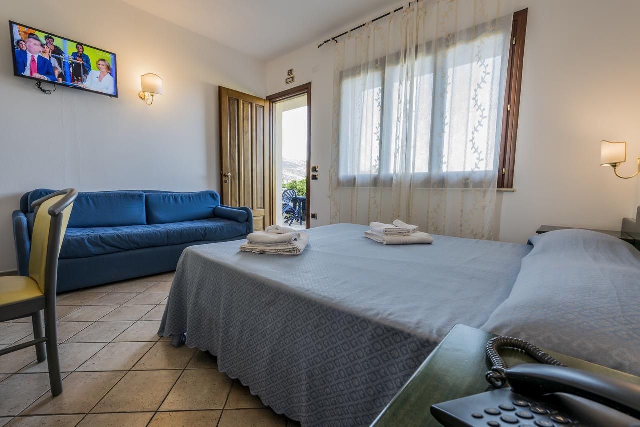 Hotel Scoglio Del Leone Цамброне Экстерьер фото